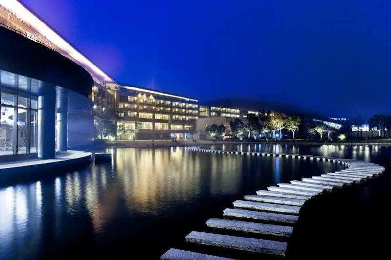 The Yuluxe Sheshan, Shanghai, A Tribute Portfolio Hotel Songjiang Екстериор снимка